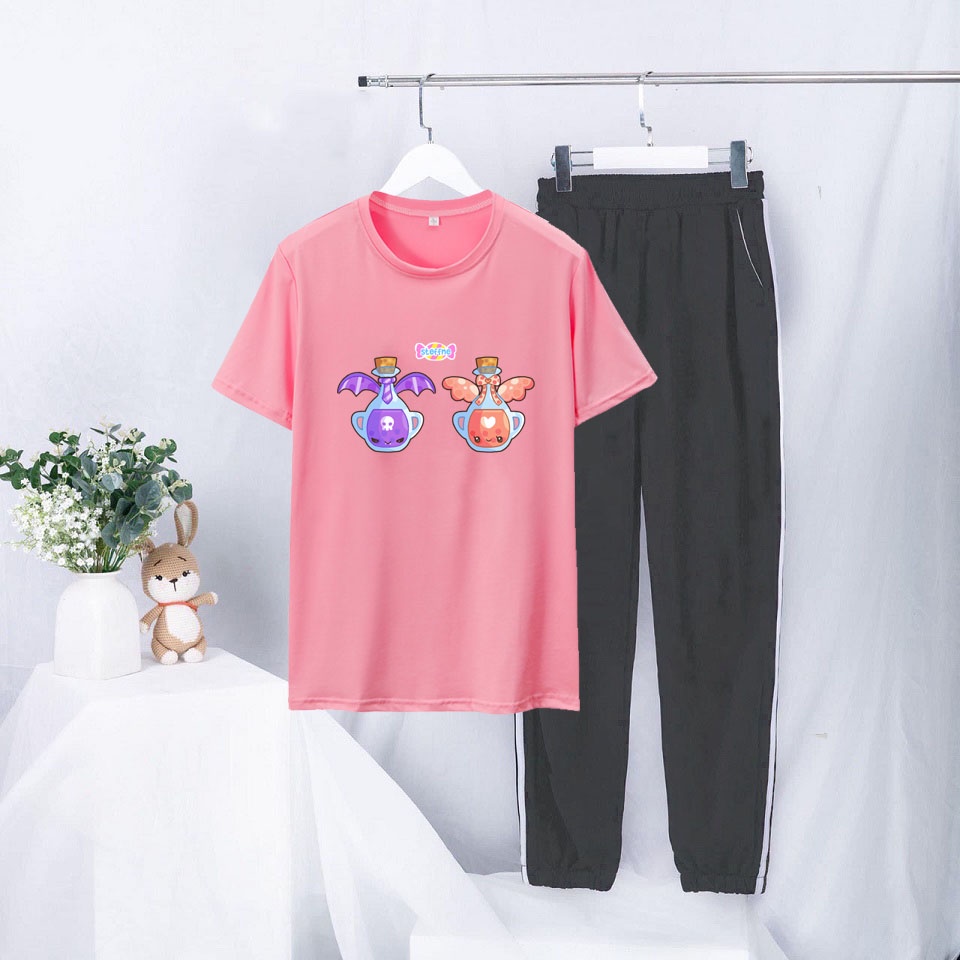 Set Bộ Đồ Hè Trẻ Trung Năng Động Nam Nữ Mặc Đi Chơi,Áo Cotton Ngắn Tay In 2 Hũ Nước Thần Màu Hồng Kèm Quần Thun Bo Gấu