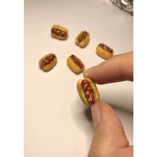 Mô hình bánh hotdog, minifood, tỉ lệ 1:12