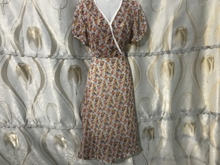 Đầm hoa hot trend
