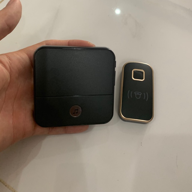 Chuông cửa không dây