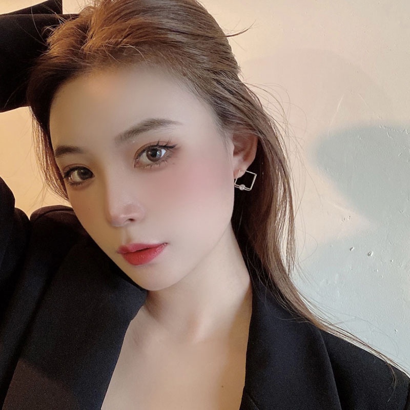 Khuyên Tai Kẹp Chống Muỗi Bằng Đồng Gọn Nhẹ Màu Sắc Nhẹ Nhàng Dành Cho Nữ