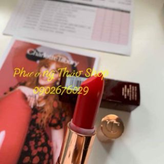 Son Charlotte Tilbury