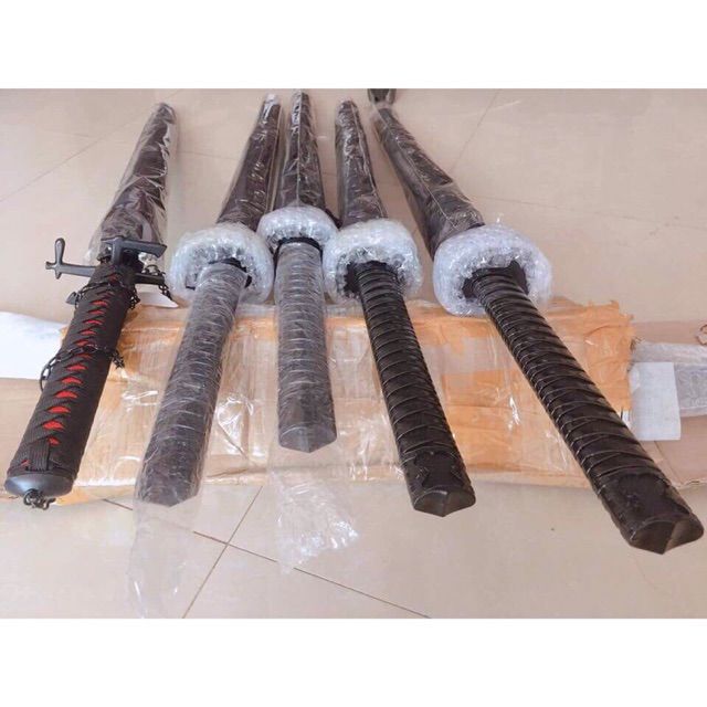 Ô dù che nắng mưa độc lạ cán có dây xích