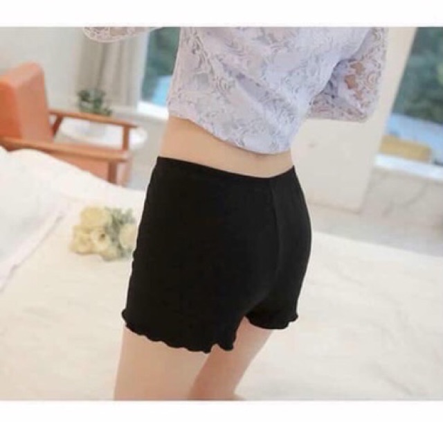 Quần đùi short bông xù ( sẵn )
