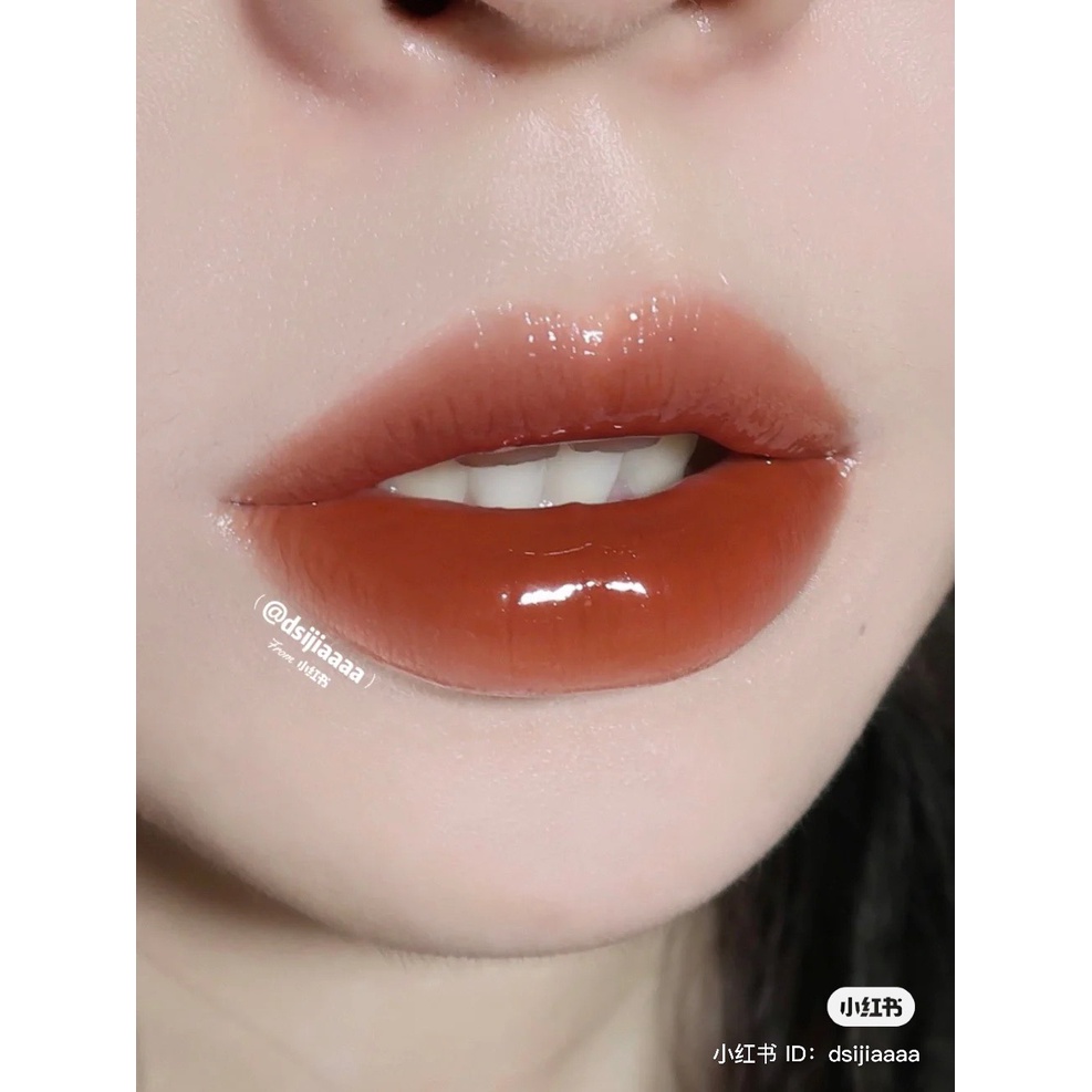 Son kem bóng Fenty Beauty Gloss Bomb Cream màu 04 Cookie Jar