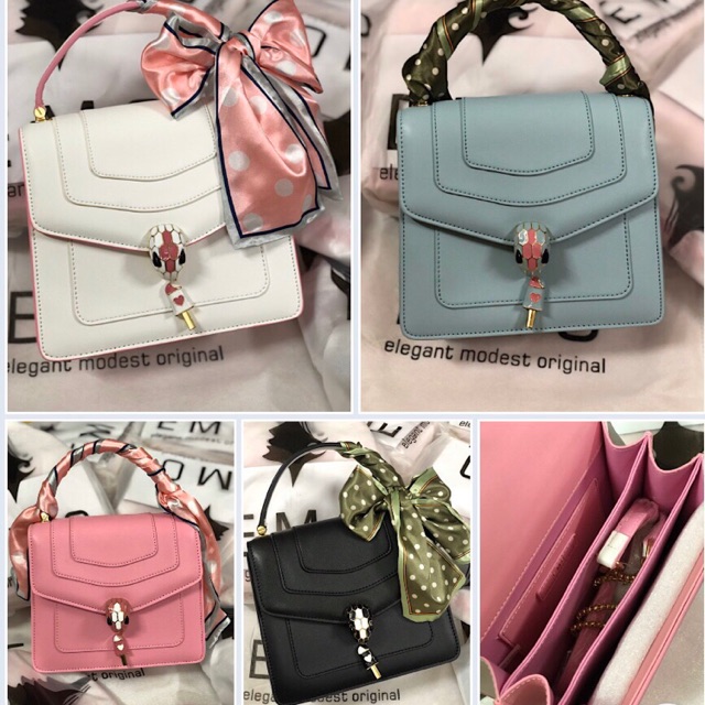 Túi Emo đầu rắn có sẵn 4 mầu . Kèm khăn siêu xinh