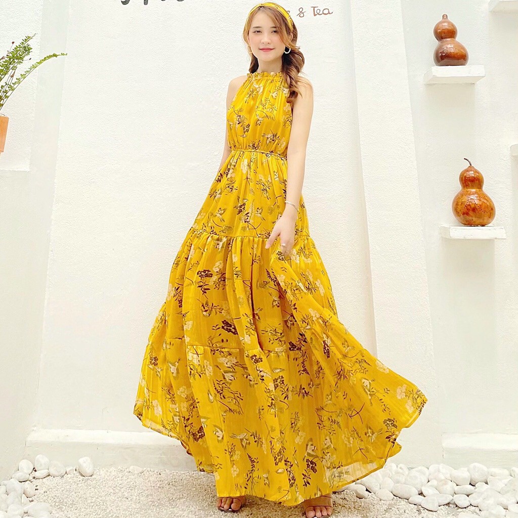 Đầm Maxi hai dây yếm, đầm đi biển, dáng dài, xếp tầng, mê mẩn em này luôn VINTAGE STORE | BigBuy360 - bigbuy360.vn