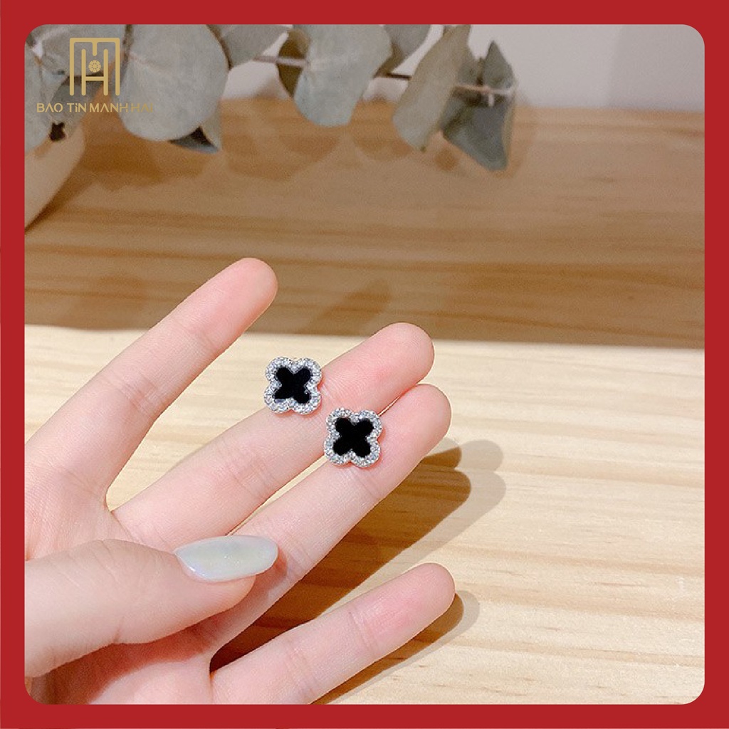 Bông tai bạc màu đen viền đá nhỏ 4 lá phong cách Hàn Quốc BTB06 Bảo Tín Mạnh Hải