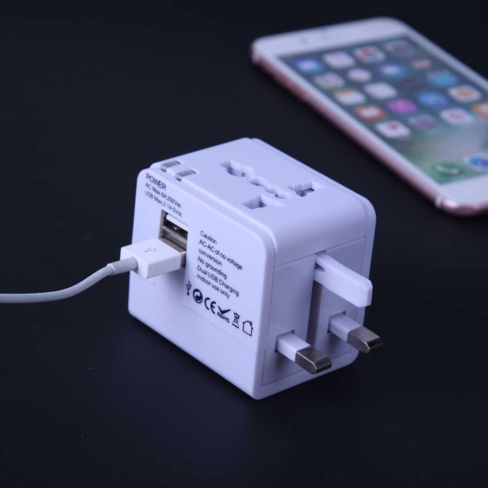 Ổ cắm điện đa năng du lịch quốc tế tích hợp 2 cổng sạc USB (Đen)