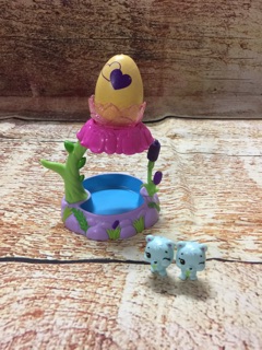 Cây hoa sen trứng Hatchimal