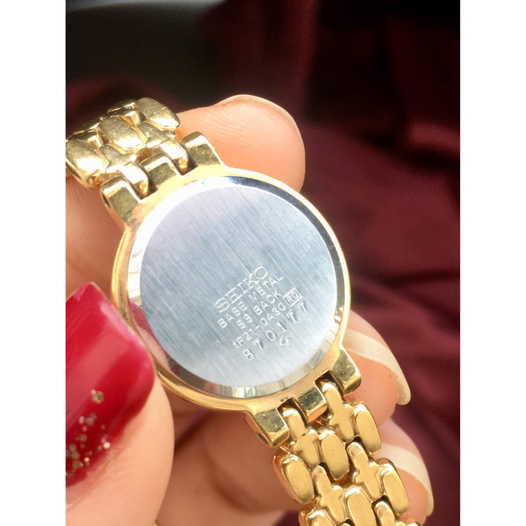 [SEIKO] Đồng hồ lắc tay nữ hiệu Seiko Nhật Bản