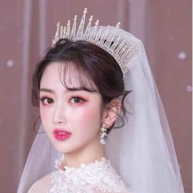 Phụ kiện cô dâu, Vương miện xinh