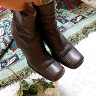Boot da thật của Nhật