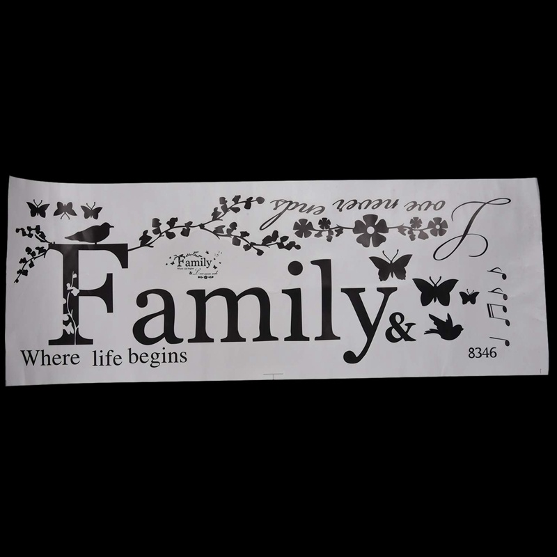 Decal dán tường Trang Trí Phòng Khách Chữ family