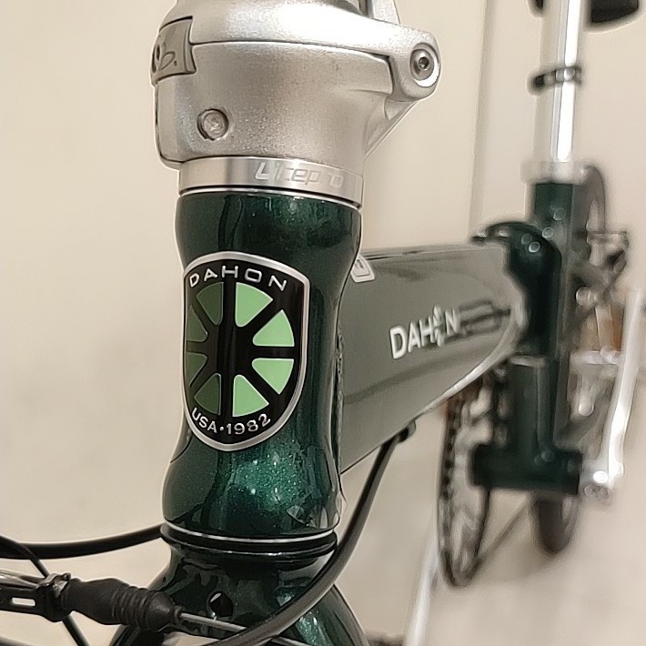 Miếng dán trang trí khung xe đạp BMX