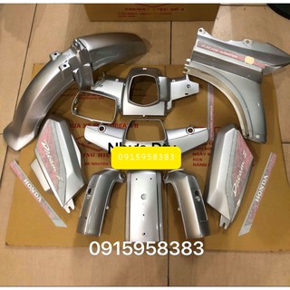Bộ vỏ nhựa dàn áo xe Dream Bạc( Đẹp )