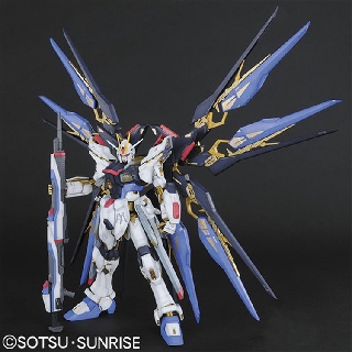 Mô hình lắp ráp PG Strike Freedom Gundam Bandai