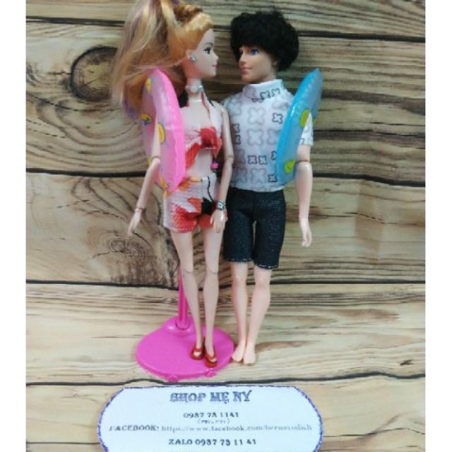 Set búp bê tình nhân đi biển (bao gồm phao và dép lào cho Barbie)