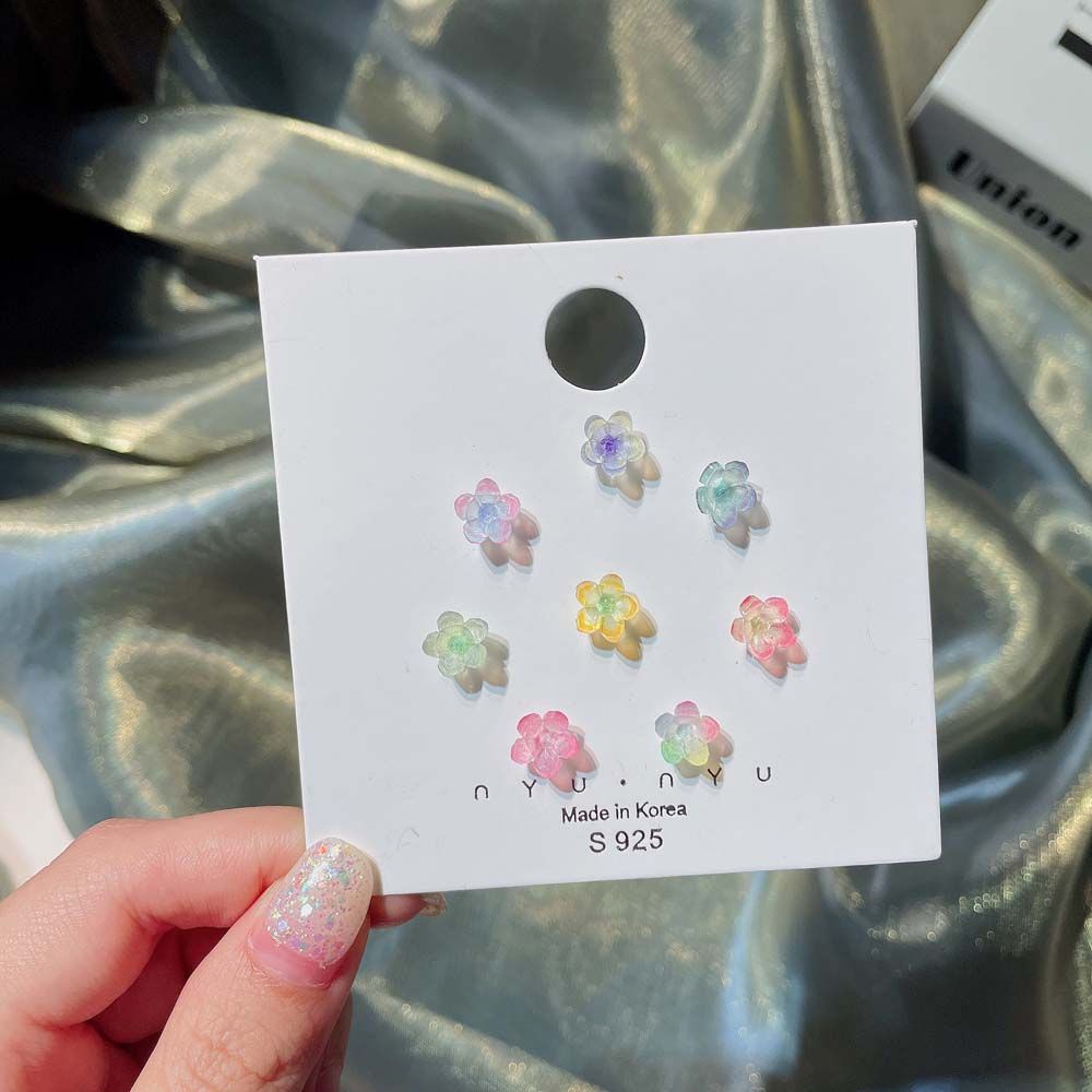 Bông tai đinh tán hình bông hoa bằng nhựa resin acrylic kiểu hình học phong cách Hàn Quốc cổ điển đơn giản cho bạn gái