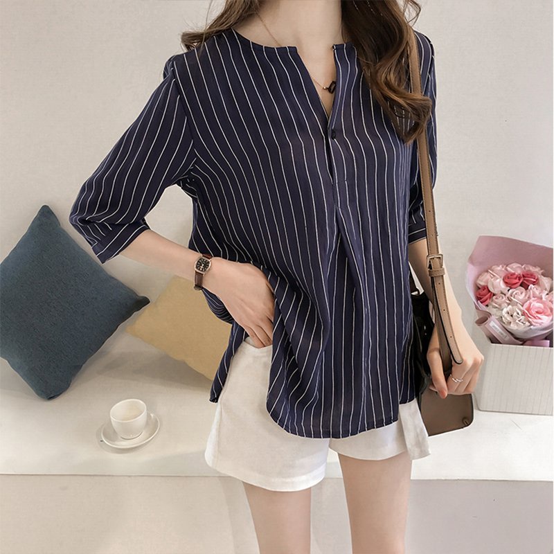 Áo sơ mi nữ công sở cổ V, họa tiết kẻ sọc thời trang, phong cách trẻ trung cá tính sm05