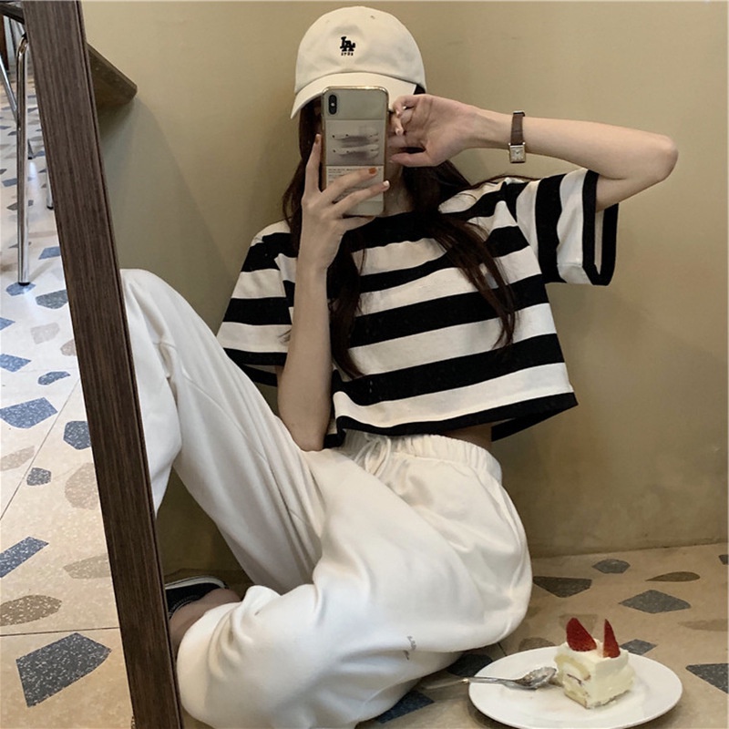 IELGY  Áo Thun Tay Ngắn Dáng Rộng Họa Tiết Kẻ Sọc Màu Đen Thời Trang Cho Nữ
