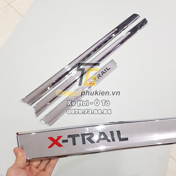 Bộ 4 chi tiết ốp hông sườn xe Nissan X-trail, XTrail - mạ Crom