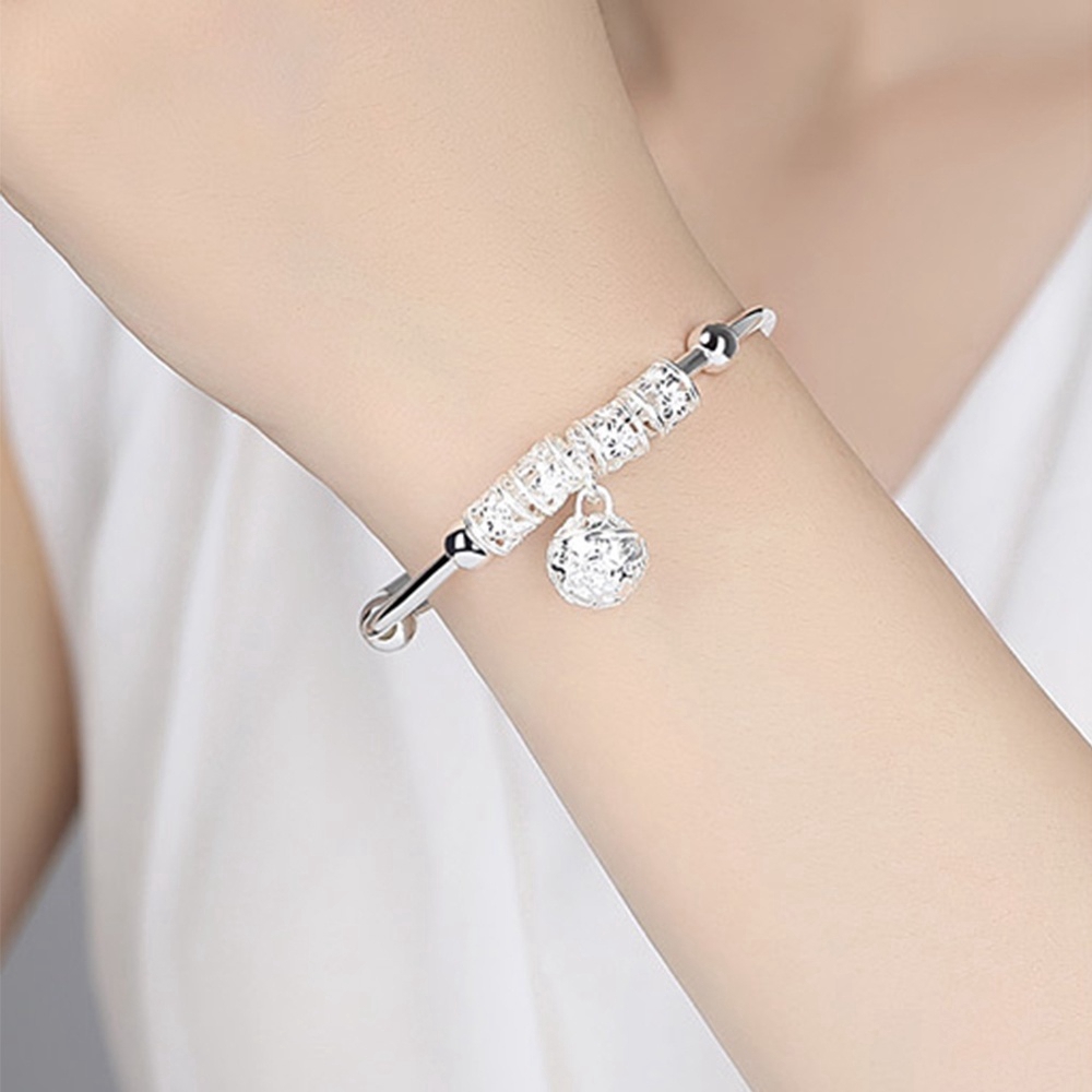 Vòng tay mạ bạc đính hạt ngọc lam thanh lịch