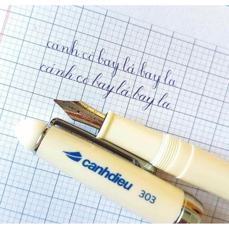 Bút Cánh Diều 303 ngòi mài F thanh đậm tốt