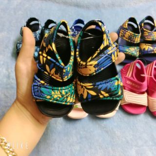Xả ... Lẻ size...Sandan siêu nhẹ