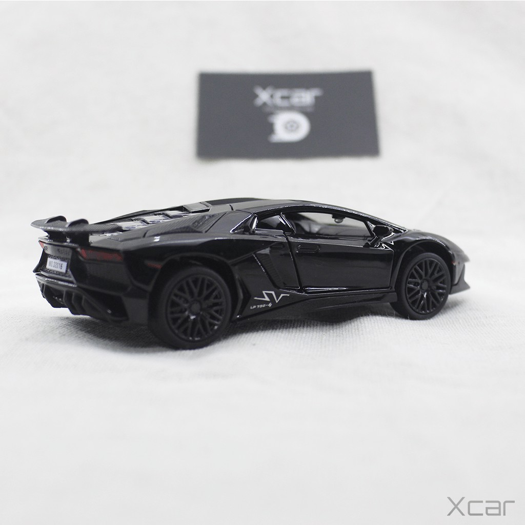 Xe Mô Hình Aventador LP750-4 SV bằng Hợp kim cao cấp, Tỉ lệ 1:32, quà tặng bé trai, trang trí bàn làm việc, taplo ô tô