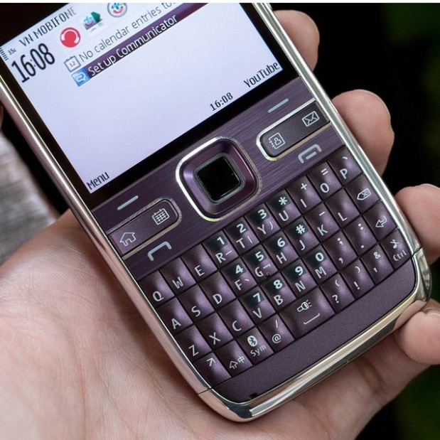 HOT SALE Điện Thoại Nokia E72 violet Hàng Chính Hãng Nguyên Zin Bảo Hành 12 Tháng )(*