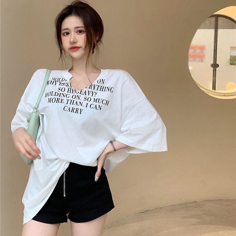 Áo Thun Ngắn Tay Dáng Rộng Cổ Chữ V In Chữ Cá Tính Thời Trang Cho Nữ