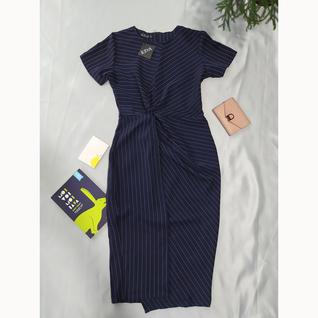 Váy đầm body xếp tà tôn dáng sang trọng - Đầm công sở xoắn eo che bụng K102 Keva thời trang nữ thiết kế Cao Cấp | BigBuy360 - bigbuy360.vn