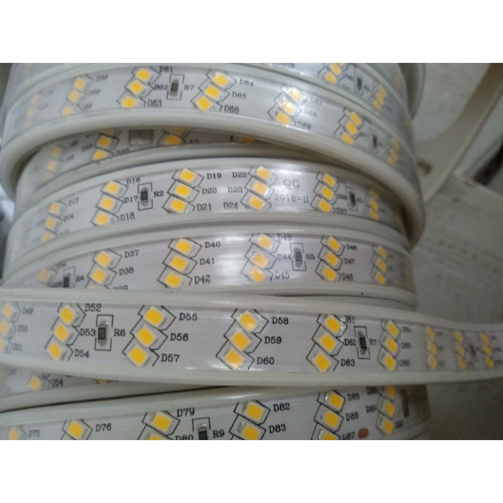 Giá SỉDây Led Hắt Trần Thạch Cao 3 Hàng, Led Dây 3 Mắt Chéo Ip66 Chống Nước (Mua 10m tặng 1 nguồn)