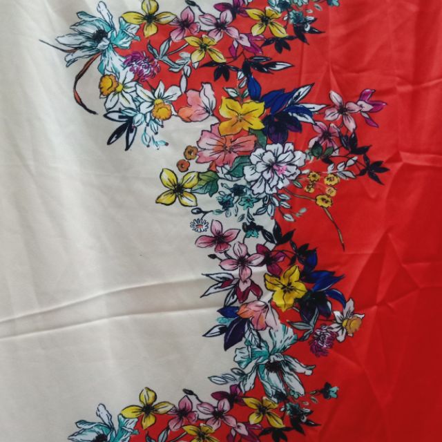 Vải c Ngô Tuyết Mai