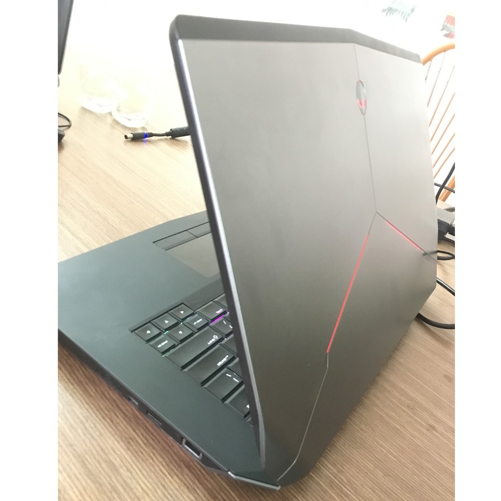 Laptop Gaming Dell Alienware 15R2 (Intel Core i7/ 6700HQ/ RAM 8GB/ SSD 256GB/ HDD 1TB/ Nvidia GTX 970M/15.6’/ | BigBuy360 - bigbuy360.vn
