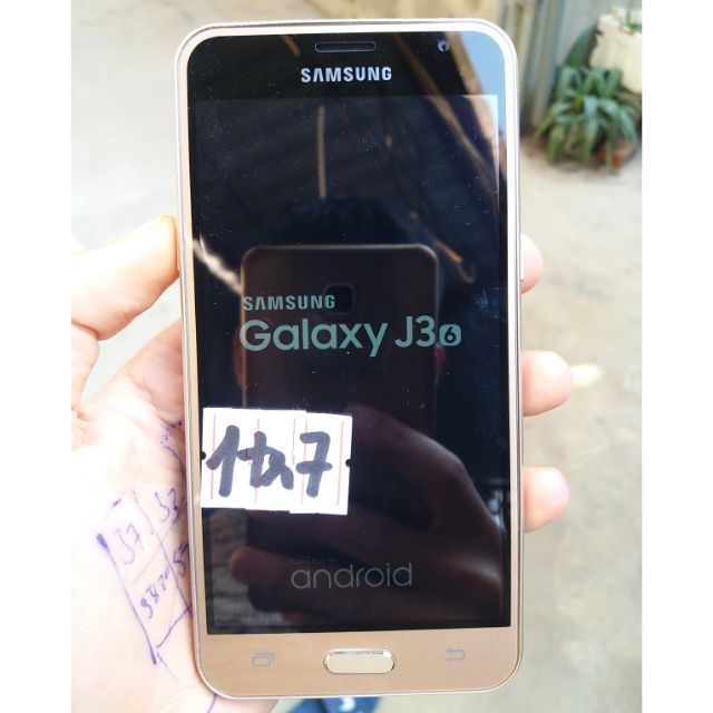 điện thoại samsung Galaxy j3 2016