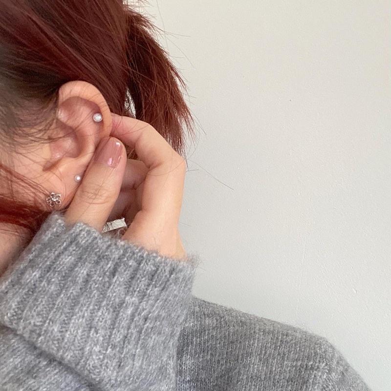 🇰🇷𝐯𝐞𝐥𝐯𝐞𝐭𝐩𝐢𝐧𝐤.𝐚𝐜𝐜 | Khuyên tai thép không rỉ bi vặn 2 đầu