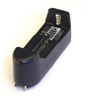 DỤNG CỤ SẠC PIN 18650 3.7V ĐƠN