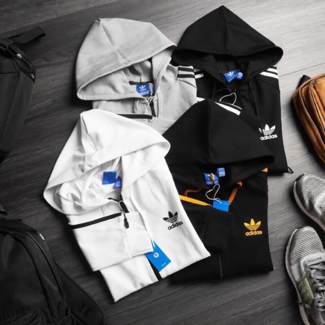 Áo khoác adidas