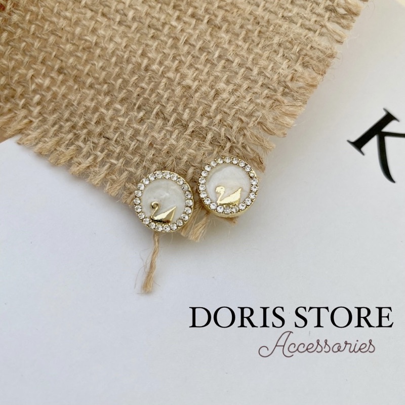 Khuyên tai/Bông tai dạng tròn hình Thiên Nga |Doris.store21|
