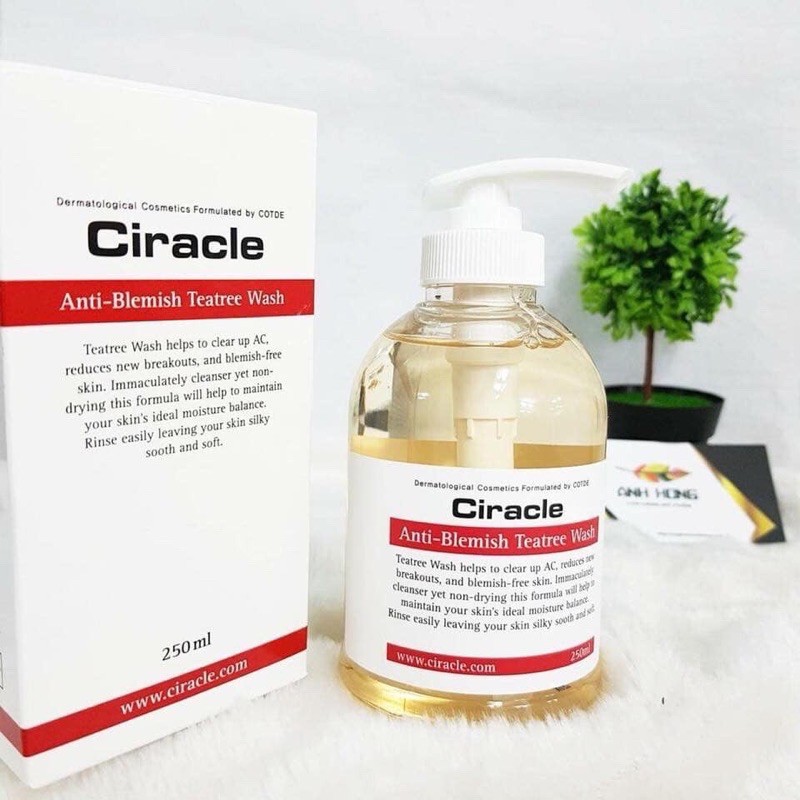 Sữa Rửa Mặt Ciracle Anti-Blemish Teatree Wash