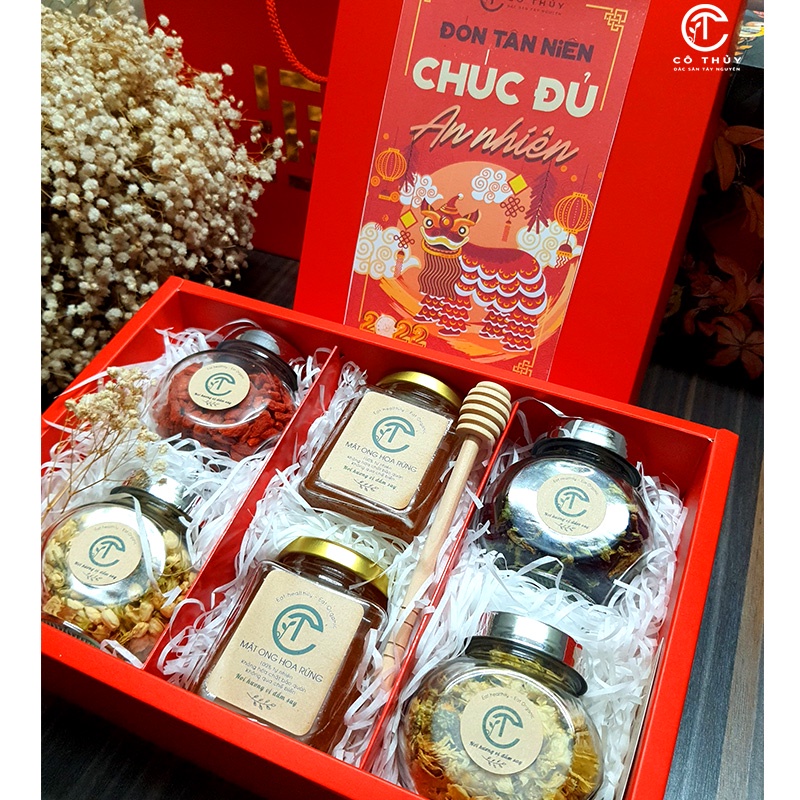 Set Quà Tặng Tết 2022 Mật Ong Rừng Kèm Trà & Hạt Dinh Dưỡng Thiên Nhiên - Sweet Gift 03
