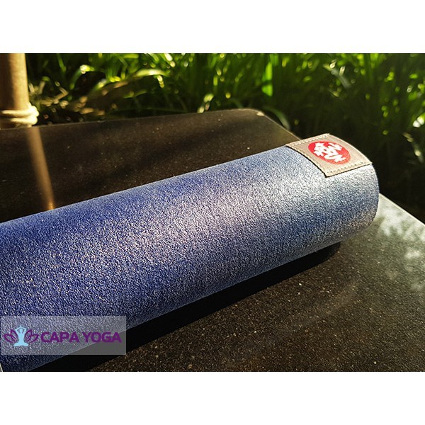 Thảm tập yoga du lịch Manduka Eko Superlite 1.5mm, xếp gọn