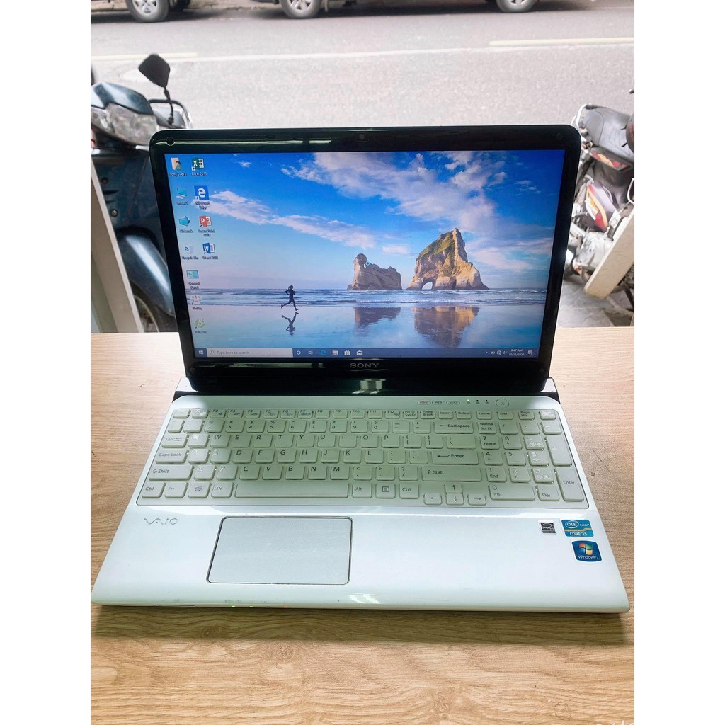 Sang chảnh Laptop Sony vaio Sve15 core i5-3320M Ram 4gb hdd 500gb cạc hd 4000 fui phím bao zin chơi được game | BigBuy360 - bigbuy360.vn