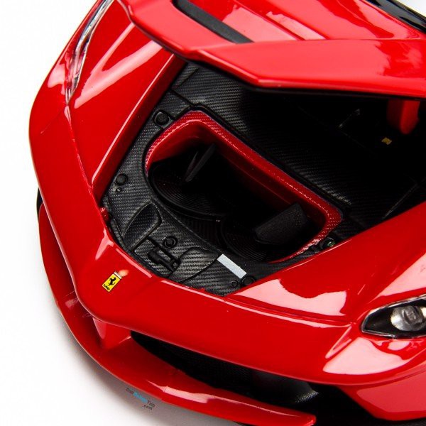 MÔ HÌNH XE FERRARI LAFERRARI 1:18 BBURAGO SIGNATURE - MH18-16901