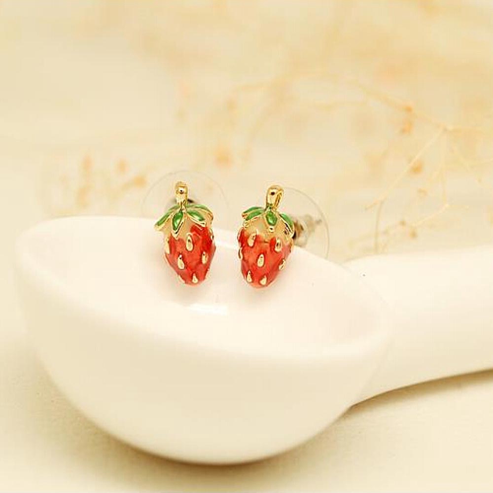 Bông tai xỏ hình quả dâu dễ thương dành cho nữ