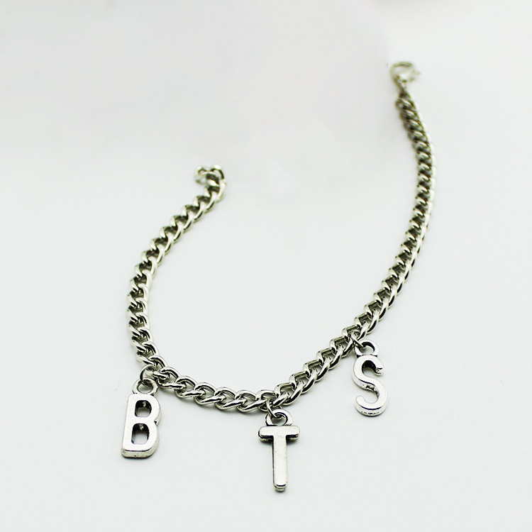 Vòng Tay/Nhẫn Họa Tiết Xương Bàn Tay Phong Cách Punk Thời Trang Cho Cặp Đôi