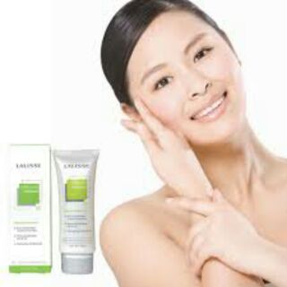 Sữa rửa mặt Lalisse trị mụn Oil Control Cleanser