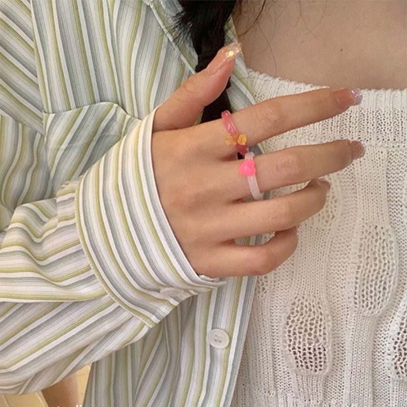 Set 2 Nhẫn Nhựa Hình Trái Tim/Gấu Nhiều Màu Dễ Thương